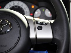 2013款 4.0L 自动 5座