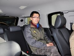 2013款 4.0L 自动 5座