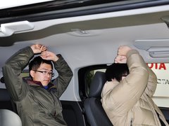 2013款 4.0L 自动 5座