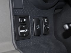 2013款 4.0L 自动 5座