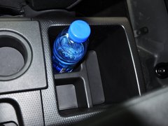 2013款 4.0L 自动 5座