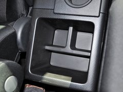 2013款 4.0L 自动 5座
