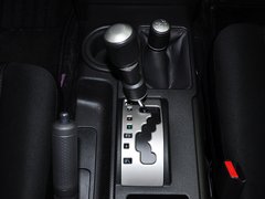 2013款 4.0L 自动 5座
