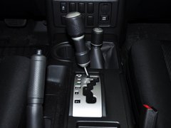 2013款 4.0L 自动 5座