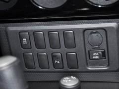 2013款 4.0L 自动 5座