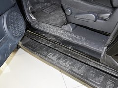 2013款 4.0L 自动 5座