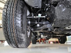 2013款 4.0L 自动 5座