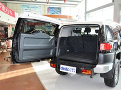 2013款 4.0L 自动 5座