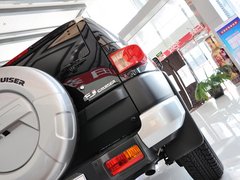 2013款 4.0L 自动 5座
