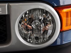 2013款 4.0L 自动 5座