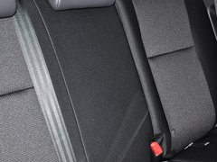 2013款 4.0L 自动 5座
