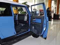 2013款 4.0L 自动 5座