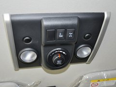 2013款 4.0L 自动 5座