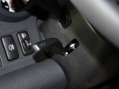 2013款 4.0L 自动 5座