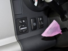 2013款 4.0L 自动 5座