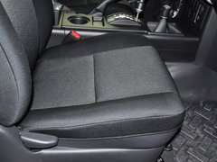 2013款 4.0L 自动 5座