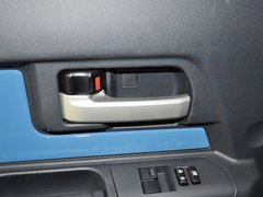 2013款 4.0L 自动 5座