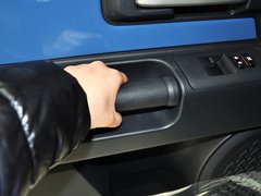 2013款 4.0L 自动 5座