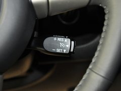 2013款 4.0L 自动 5座