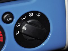 2013款 4.0L 自动 5座