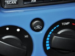 2013款 4.0L 自动 5座