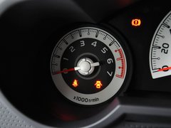 2013款 4.0L 自动 5座