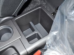 2013款 4.0L 自动 5座