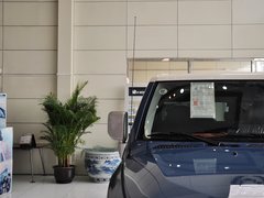 2013款 4.0L 自动 5座