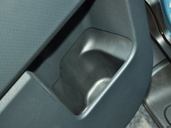 2013款 4.0L 自动 5座