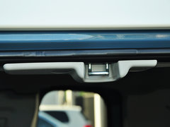 2013款 4.0L 自动 5座