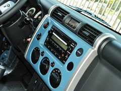 2013款 4.0L 自动 5座