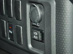 2013款 4.0L 自动 5座