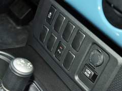 2013款 4.0L 自动 5座