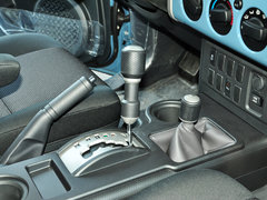 2013款 4.0L 自动 5座