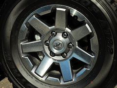 2013款 4.0L 自动 5座