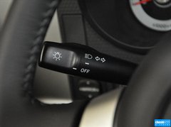 2013款 4.0L 自动 5座