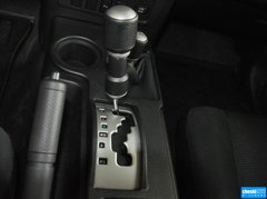 2013款 4.0L 自动 5座