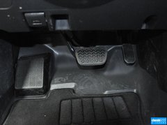 2013款 4.0L 自动 5座