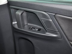 2013款 1.8TSI 舒适型欧V 7座