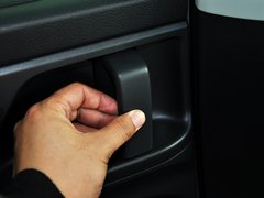 2013款 1.8TSI 舒适型欧V 7座