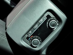 2013款 1.8TSI 舒适型欧V 7座