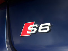 2013 4.0T DCT 