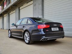 2013 4.0T DCT 