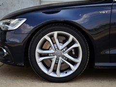 2013 4.0T DCT 