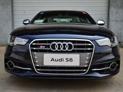 2013 4.0T DCT 
