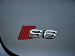 2013 4.0T DCT 