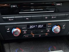 2013 4.0T DCT 