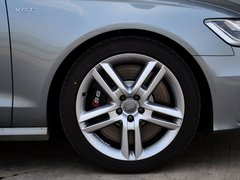 2013 4.0T DCT 