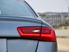 2013 4.0T DCT 