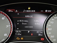 2013 4.0T DCT 